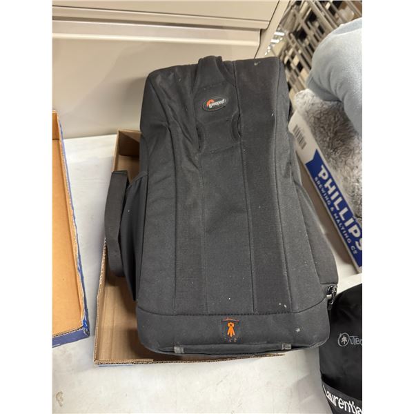 Lowepro back pack