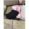 Image 3 : Small and medium clothing