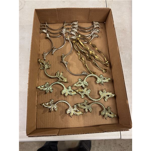 Drawer pulls
