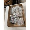 Image 1 : Drawer pulls