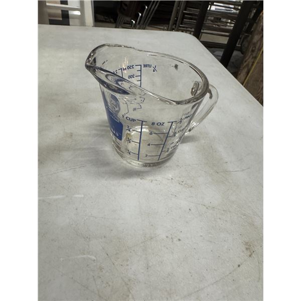 Anchor Hawking measuring glass