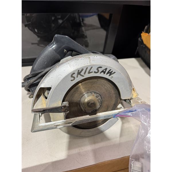 Skil saw