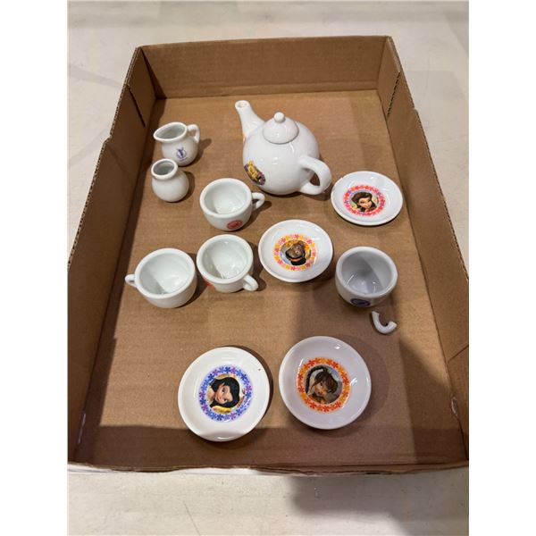 Mini tea items