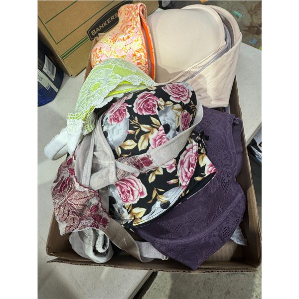 lot of bras some Victoria's Secret