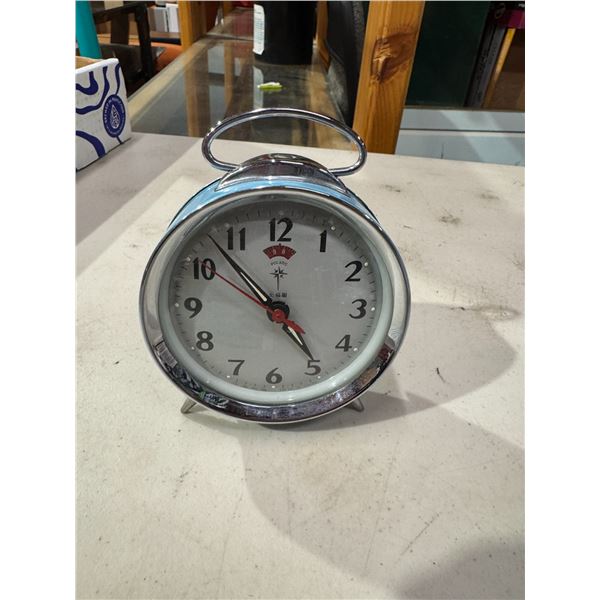 Polaris vintage alarm clock working