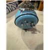 Image 2 : Polaris vintage alarm clock working