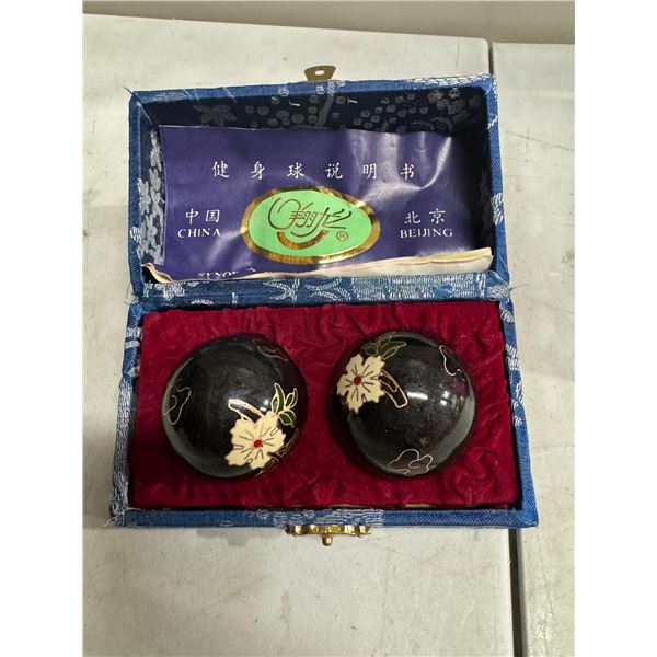 Relaxation balls