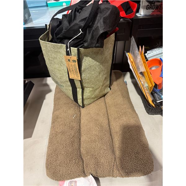 Pet bed and reusable bags