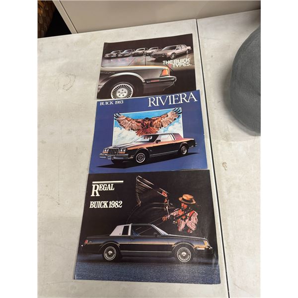 Buick vehicle advertising