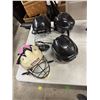 Image 1 : Sports helmets
