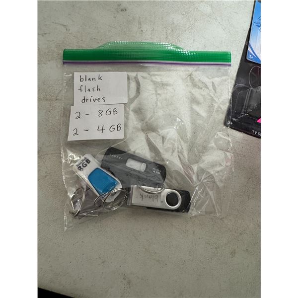2  8G 2 4GB flash drives