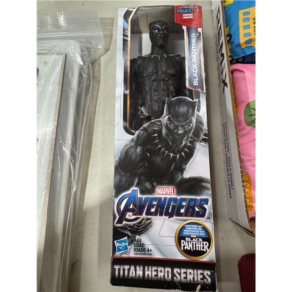 Avengers Black Panther figurine