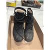 Image 1 : Uggs size 9.5