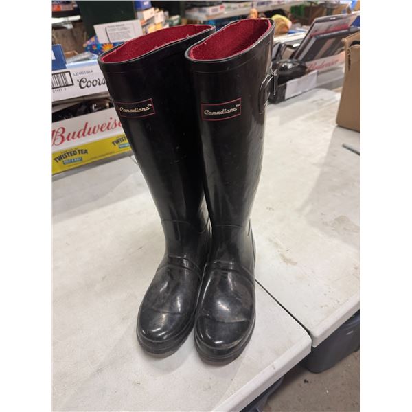 Canadian boots size 8