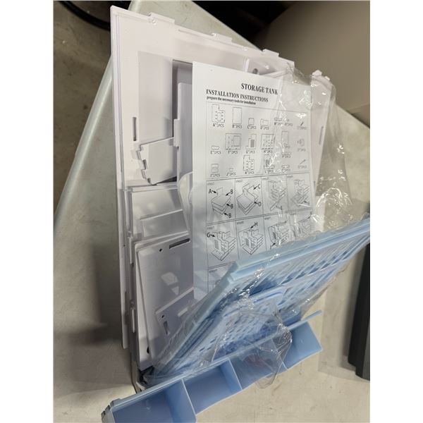 Storage item