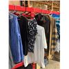 Image 4 : Assorted clothing