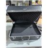 Image 3 : Rolling  case