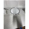 Image 3 : 3 light fixtures
