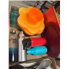Image 1 : Water bottles, and pool plates