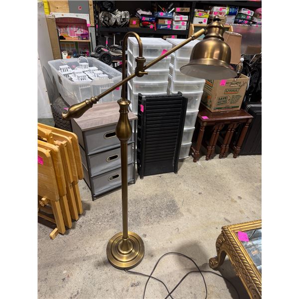 Floor lamp