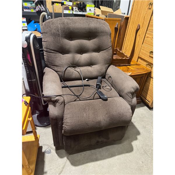 La-Z-Boy power lift chair
