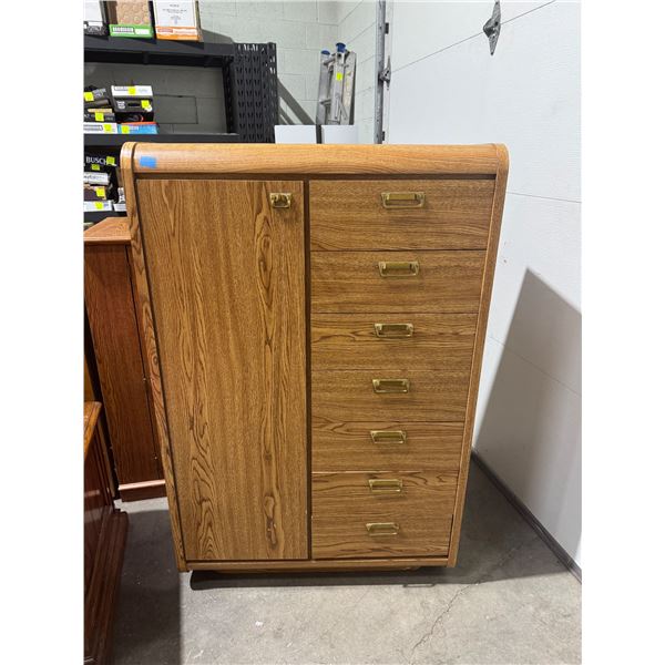 Palliser dresser
