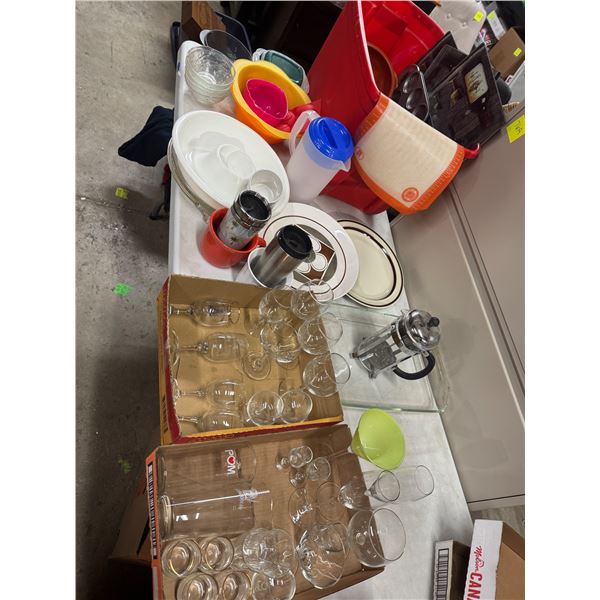 Kitchen lot