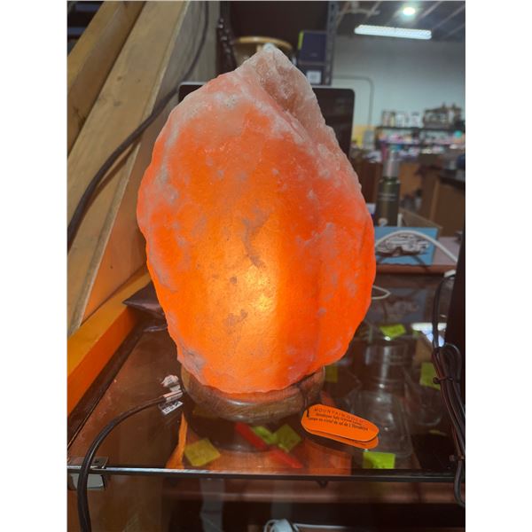 Salt lamp