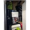 Image 1 : Contents of locker GB17   8x8
