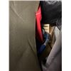 Image 9 : Contents of locker GT39 6x6