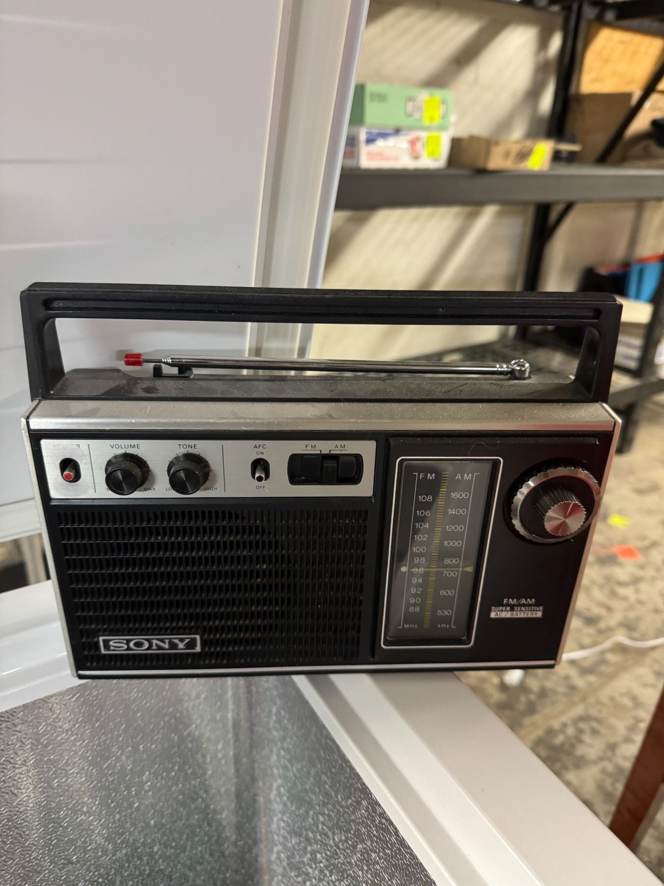 Sony AM/FM radio battery operated TFM – 7250W