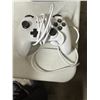 Image 1 : Xbox controller