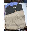 Image 1 : Clothing size small/medium