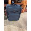 Image 2 : Air Canada suitcase