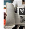 Image 4 : Elvis book