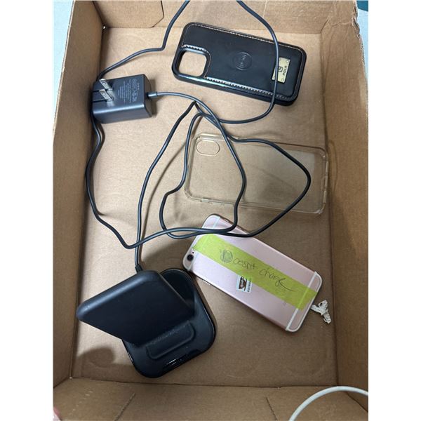 iPhone doesn't charge charging stand and case