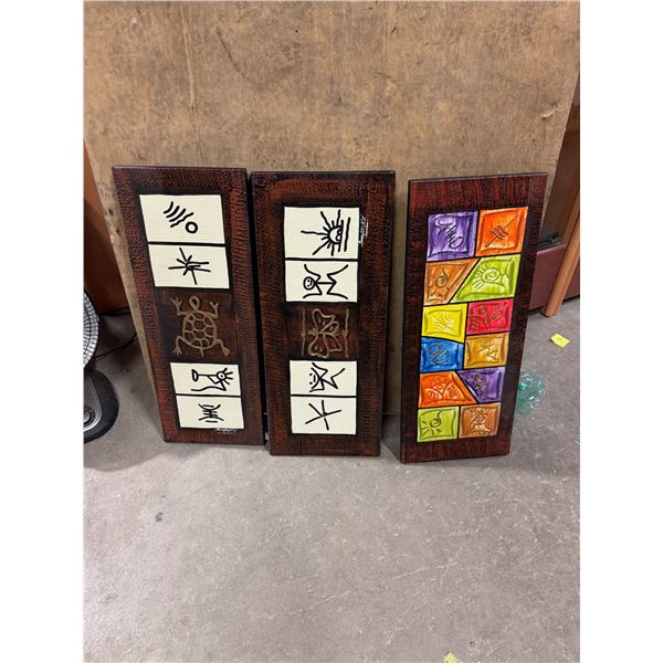 3 wall hangings