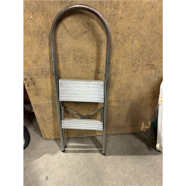 Step ladder