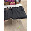Image 2 : Scrubs size small