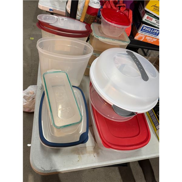 Food storage containers
