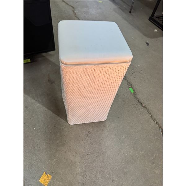 Laundry basket