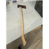 Image 1 : Axe