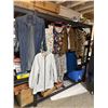 Image 1 : Medium tops and jackets