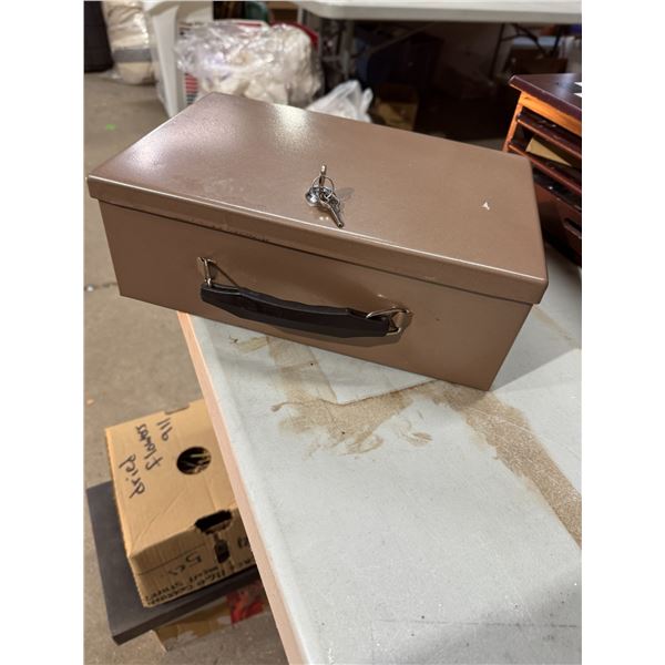 Lockbox with key
