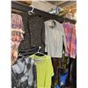 Image 3 : Tops size medium