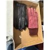 Image 1 : Gloves