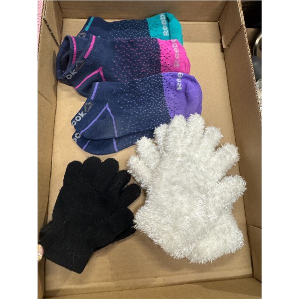 Socks and mitts