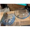 Image 1 : Blue bowls