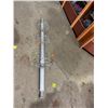 Image 1 : Extendable shower caddy
