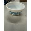 Image 2 : Pyrex bowl